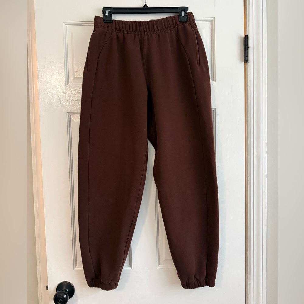 Lululemon Athletica Scuba Mid Rise Oversized Jogger